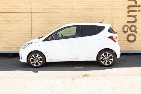 Hyundai i10 PLAY 13