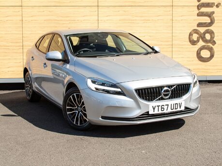 Volvo V40 T2 MOMENTUM NAV PLUS