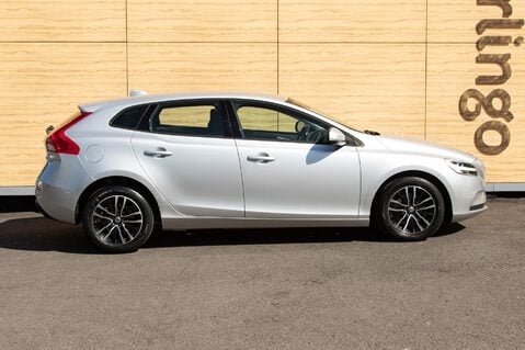 Volvo V40 T2 MOMENTUM NAV PLUS 12