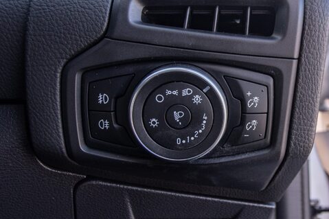 Ford Focus TITANIUM 16