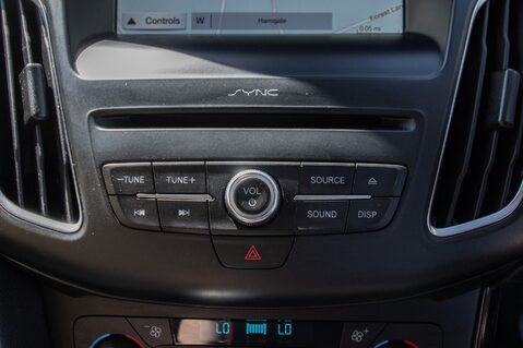 Ford Focus TITANIUM 34