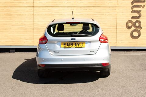 Ford Focus TITANIUM 6