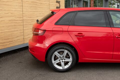 Audi A3 SPORTBACK TFSI SE TECHNIK 7