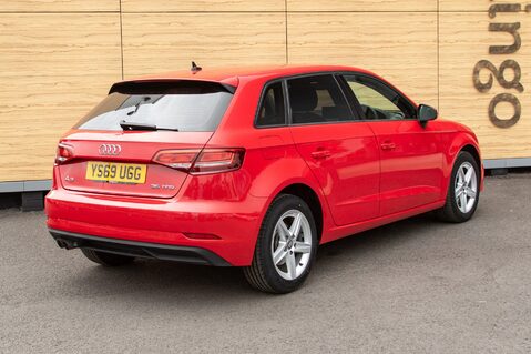Audi A3 SPORTBACK TFSI SE TECHNIK 2