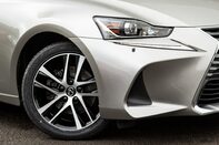 Lexus Is 300H ADVANCE 11