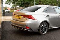 Lexus Is 300H ADVANCE 8