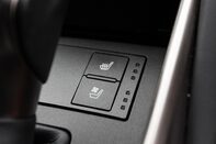 Lexus Is 300H ADVANCE 37