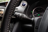 Lexus Is 300H ADVANCE 17