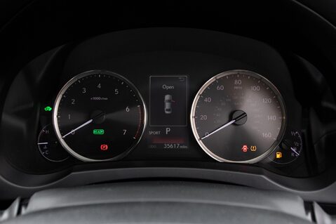 Lexus Is 300H ADVANCE 15