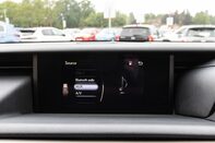Lexus Is 300H ADVANCE 24