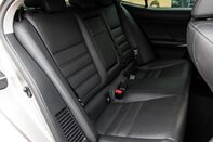 Lexus Is 300H ADVANCE 38