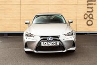 Lexus Is 300H ADVANCE 5