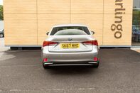 Lexus Is 300H ADVANCE 6