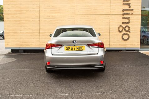 Lexus Is 300H ADVANCE 6