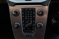 Volvo V40 T3 CROSS COUNTRY PRO 33