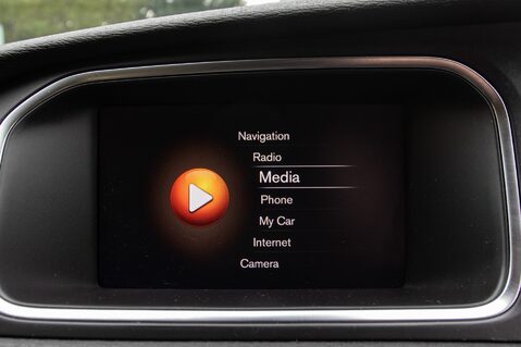 Volvo V40 T3 CROSS COUNTRY PRO 22