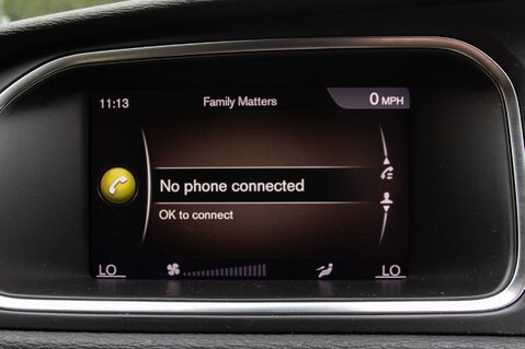 Volvo V40 T3 CROSS COUNTRY PRO 26