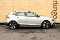 Volvo V40 T3 CROSS COUNTRY PRO 12