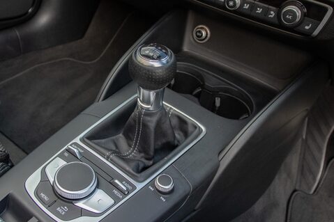 Audi A3 TFSI S LINE 31