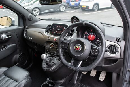 Abarth 500 595 TURISMO