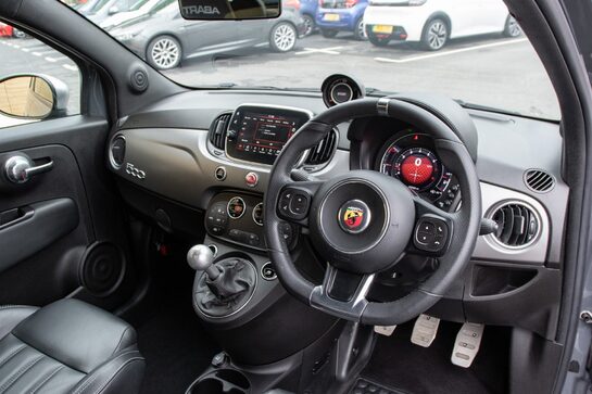 Abarth 500 595 TURISMO