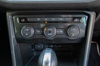 Volkswagen Tiguan SE NAVIGATION TDI BMT 4MOTION DSG 38