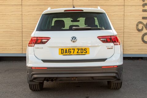 Volkswagen Tiguan SE NAVIGATION TDI BMT 4MOTION DSG 6