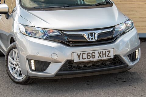 Honda Jazz I-VTEC SE 10