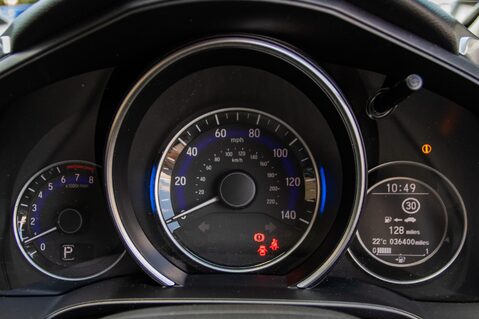 Honda Jazz I-VTEC SE 15