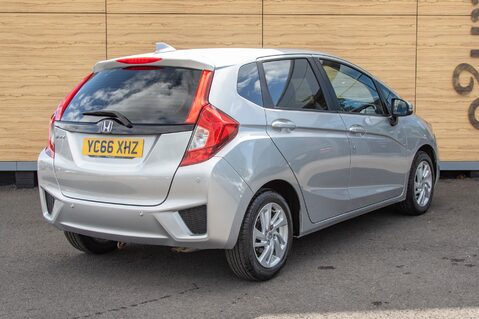Honda Jazz I-VTEC SE 2