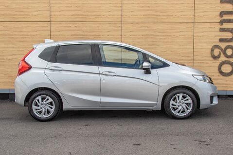 Honda Jazz I-VTEC SE 12
