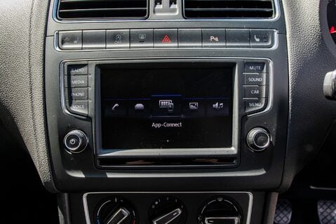 Volkswagen Polo MATCH EDITION TSI 28