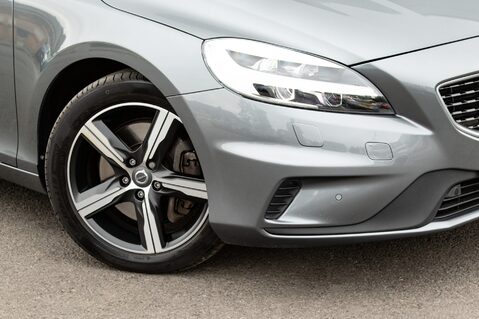 Volvo V40 T2 R-DESIGN EDITION 11