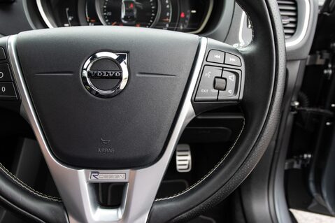 Volvo V40 T2 R-DESIGN EDITION 20