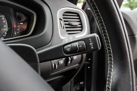 Volvo V40 T2 R-DESIGN EDITION 18