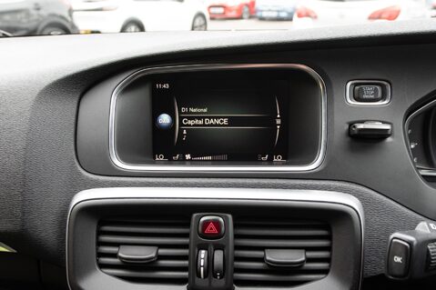 Volvo V40 T2 R-DESIGN EDITION 22