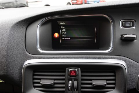 Volvo V40 T2 R-DESIGN EDITION 23