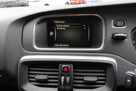 Volvo V40 T2 R-DESIGN EDITION 26