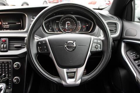 Volvo V40 T2 R-DESIGN EDITION 21