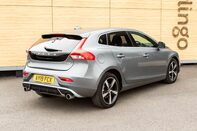 Volvo V40 T2 R-DESIGN EDITION 2