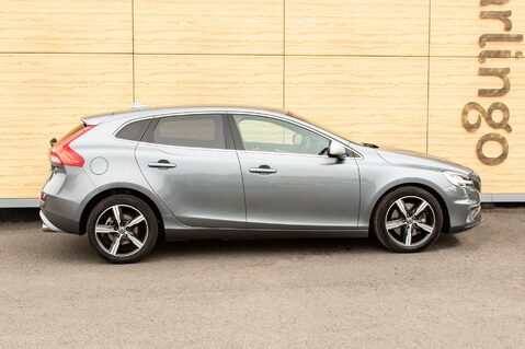 Volvo V40 T2 R-DESIGN EDITION 12