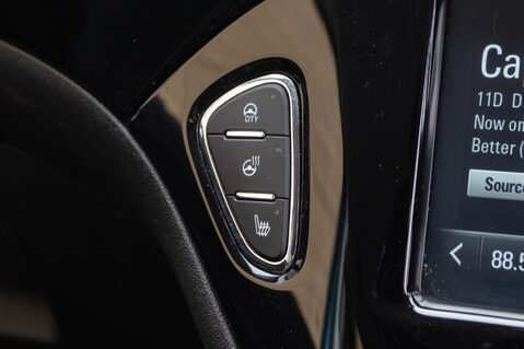 Vauxhall Corsa GRIFFIN 32