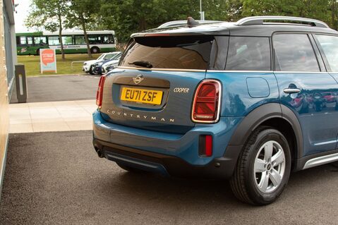 Mini Countryman COOPER CLASSIC 7