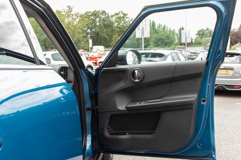 Mini Countryman COOPER CLASSIC 12