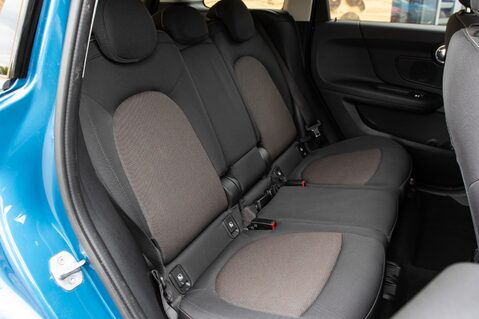Mini Countryman COOPER CLASSIC 32