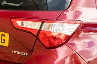 Toyota Yaris VVT-I ICON TECH 9