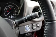 Toyota Yaris VVT-I ICON TECH 18