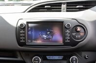 Toyota Yaris VVT-I ICON TECH 23