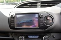 Toyota Yaris VVT-I ICON TECH 27