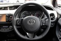 Toyota Yaris VVT-I ICON TECH 21